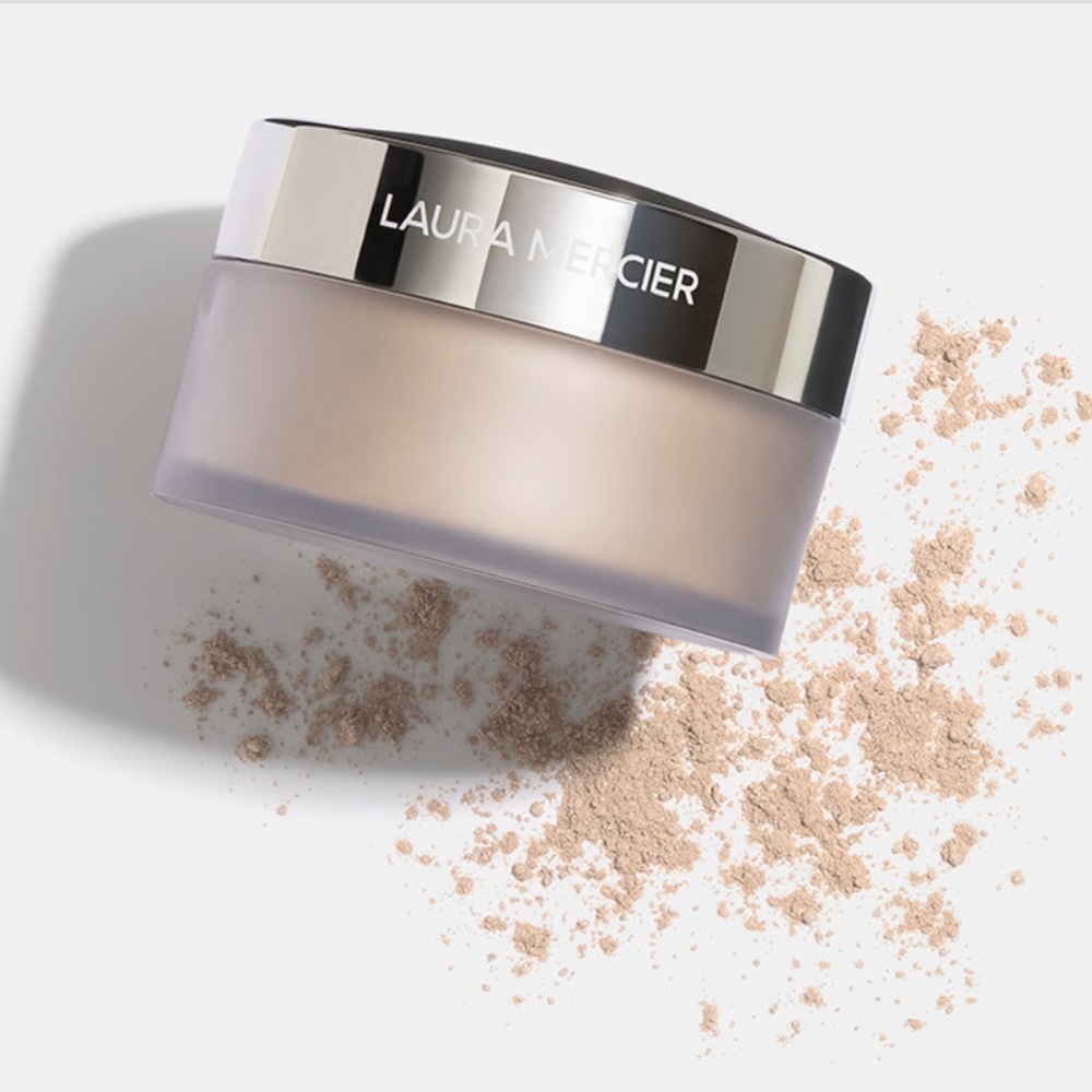 LAURA MERCIER
Translucent Loose Setting Powder - Celestial Light